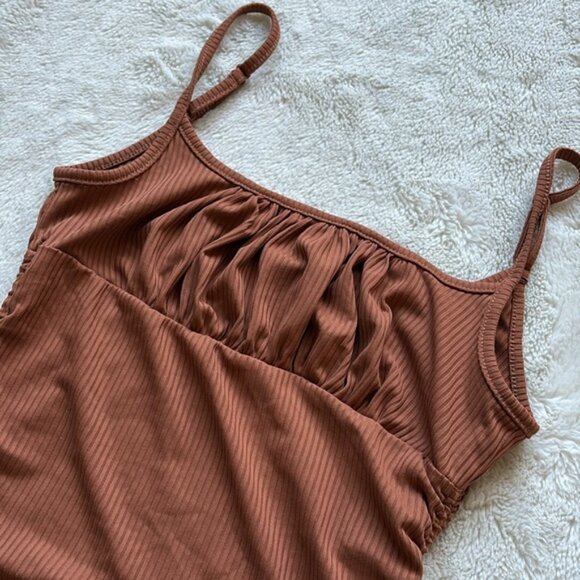 SHEIN Brown Fitted Ribbed Cropped Tank Small - Picture 2 of 5